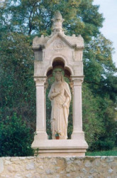 statue radegonde.jpg